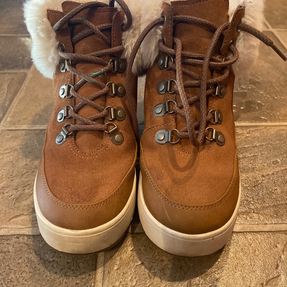 UGG Shoes - Ugg boots